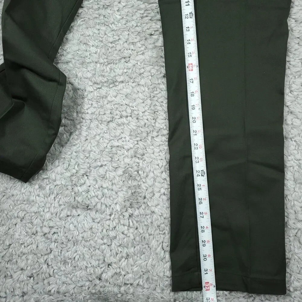 Dickies Slim Fit Tapered Twill Flex Green Work Pants Men's Size 34 x 32